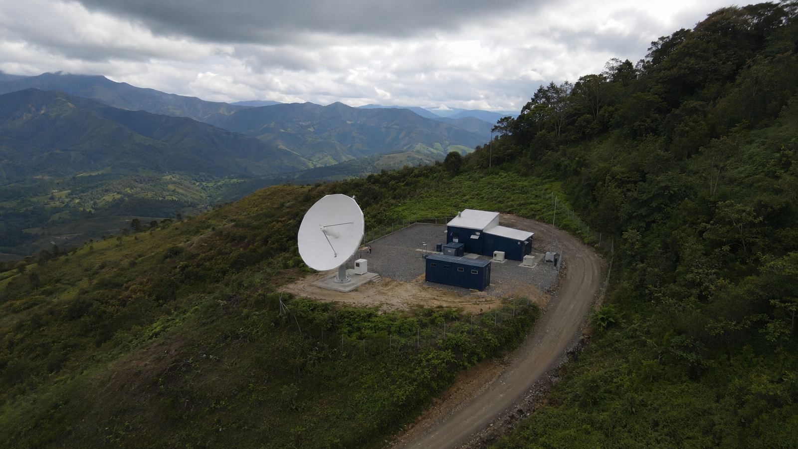 Cobertura satelital terrestre en una zona remota